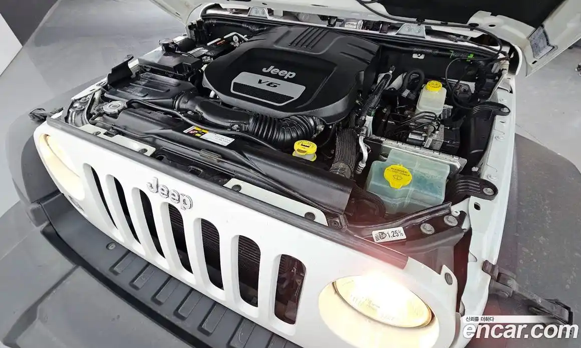 Jeep Wrangler 2016 3.6 Автомат в Москве № 169915, фото 11