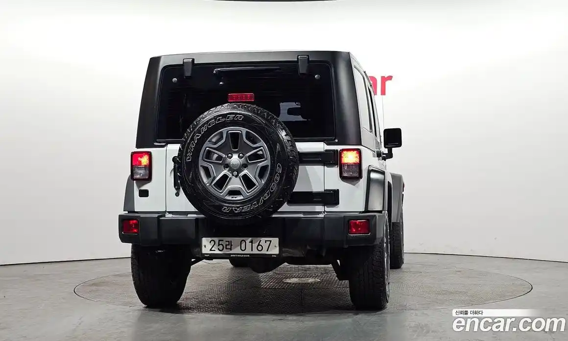 Jeep Wrangler 2016 3.6 Автомат в Москве № 169915, фото 16