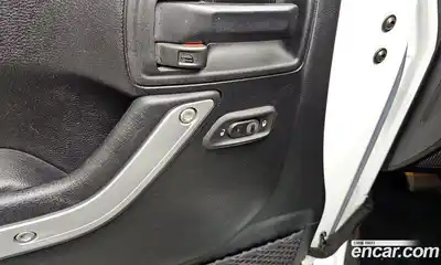 Jeep Wrangler 2016 3.6 Автомат в Москве № 169915, миниатюра 5