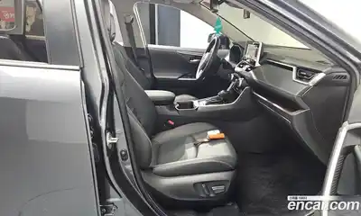 Toyota RAV4 2023 2.5 Автомат в Москве № 170191, миниатюра 11