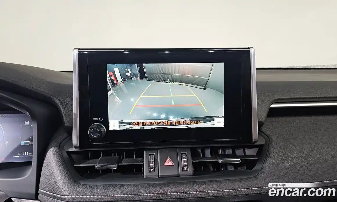 Toyota RAV4 2023 2.5 Автомат в Москве № 170191, фото 16