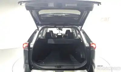 Toyota RAV4 2023 2.5 Автомат в Москве № 170191, миниатюра 8