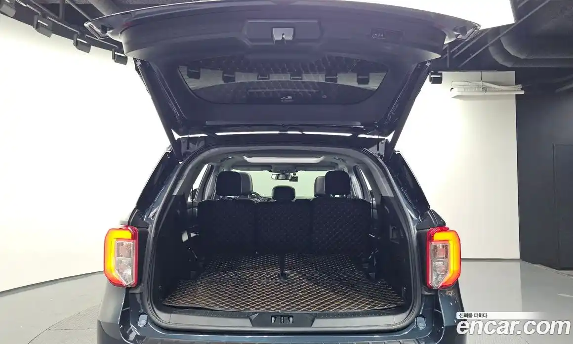 Ford Explorer 2022 2.3 Автомат в Москве № 170886, фото 20