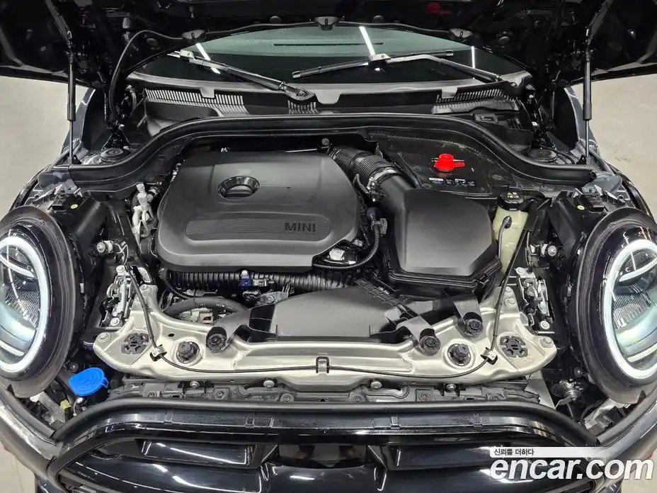 Mini Cooper Convertible 2025 2.0 Автомат в Москве № 172237, фото 7