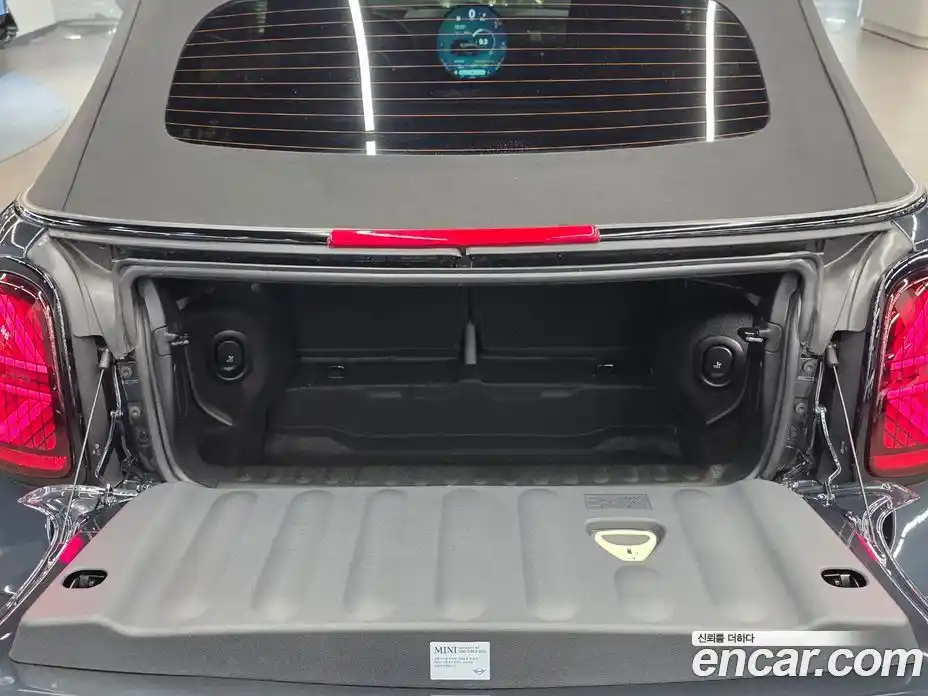 Mini Cooper Convertible 2025 2.0 Автомат в Москве № 172237, фото 8