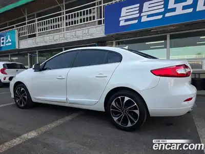 Renault SM3 2016 1.6 Автомат в Москве № 186452, миниатюра 2