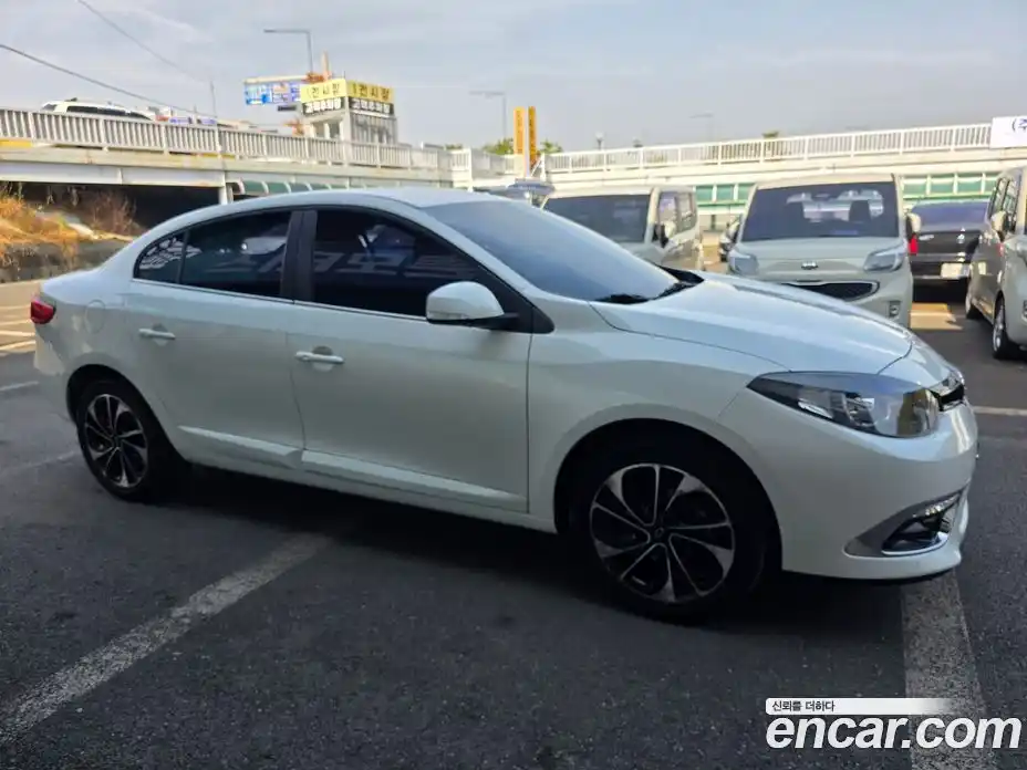 Renault SM3 2016 1.6 Автомат в Москве № 186452, фото 5