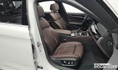 BMW 5-Series 2023 2.0 Автомат в Москве № 187344, миниатюра 10