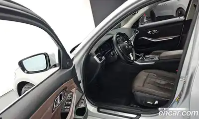 BMW 3-Series 2020 2.0 Автомат в Москве № 188985, миниатюра 11