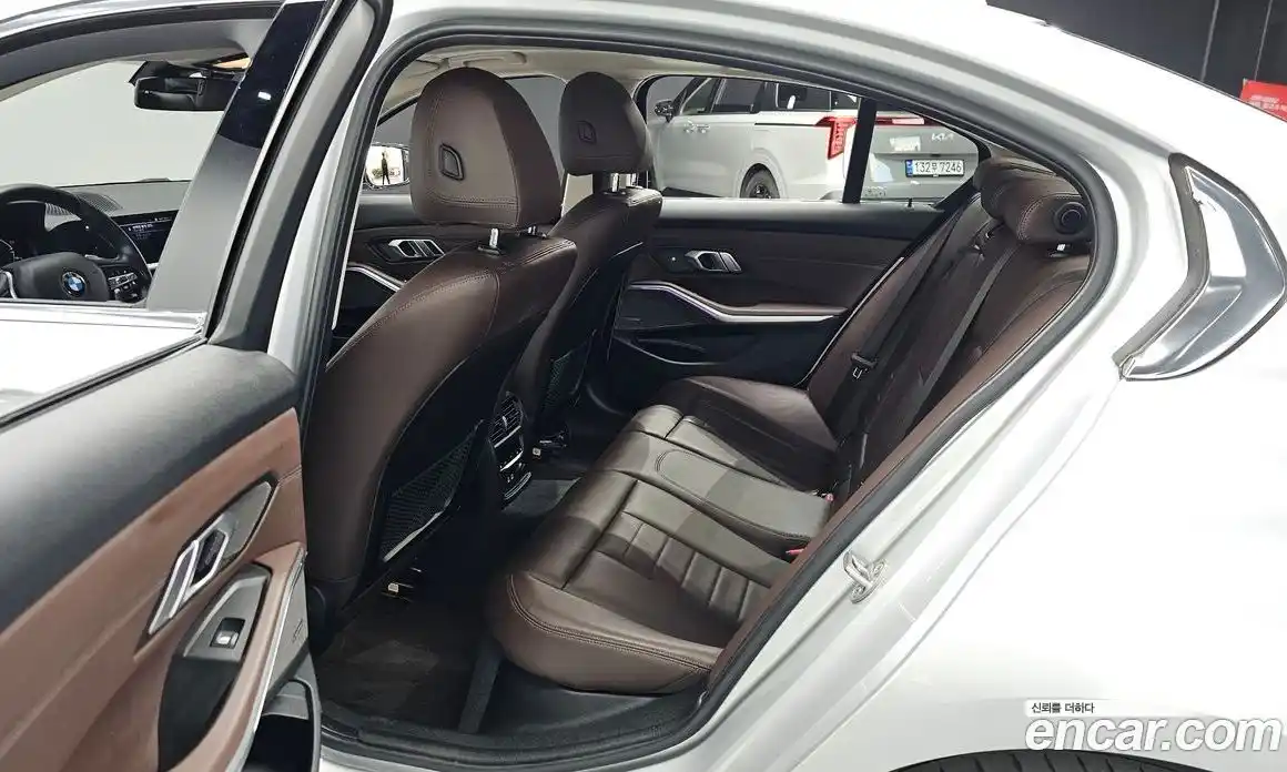 BMW 3-Series 2020 2.0 Автомат в Москве № 188985, фото 13