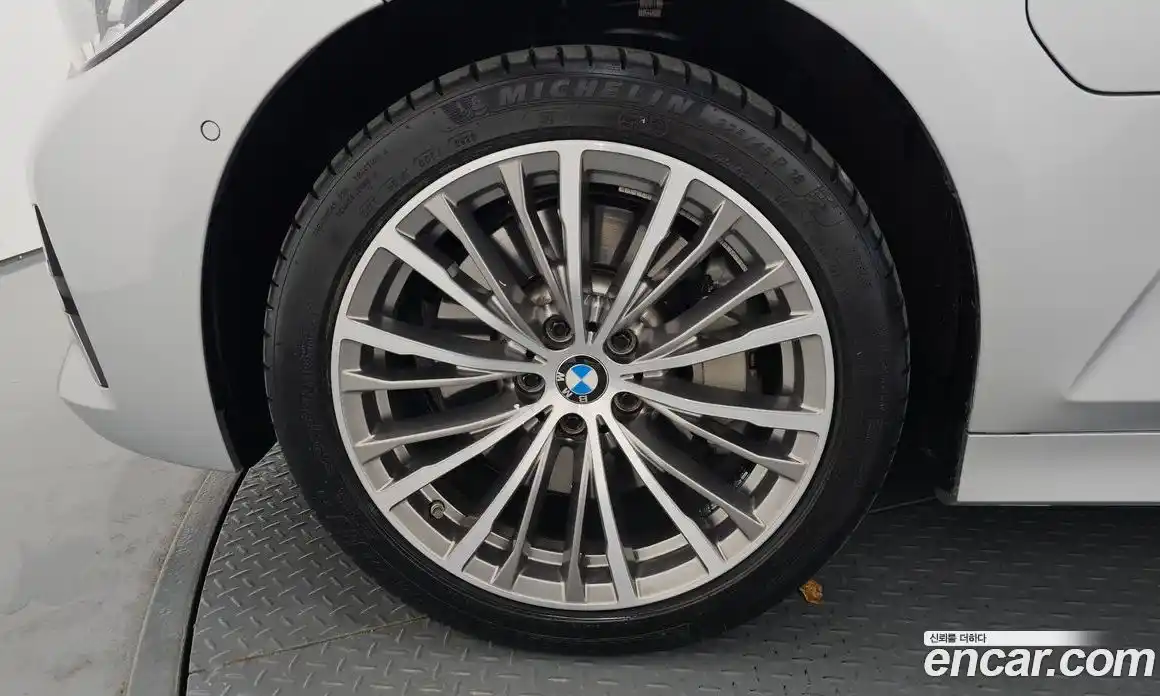 BMW 3-Series 2020 2.0 Автомат в Москве № 188985, фото 3