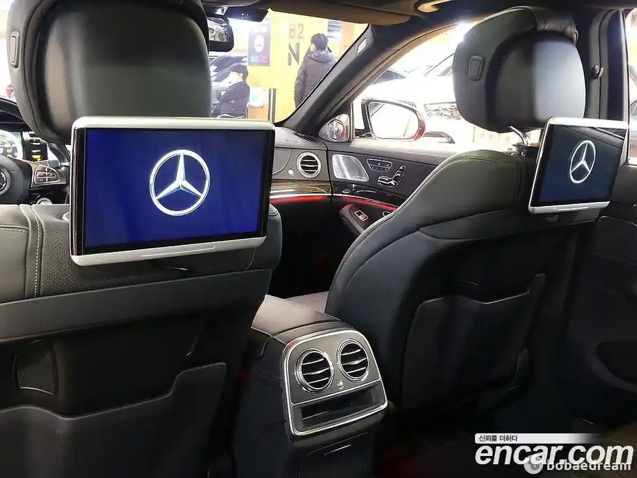 Mercedes-Benz S-Class 2016 5.5 Автомат в Москве № 194118, фото 14