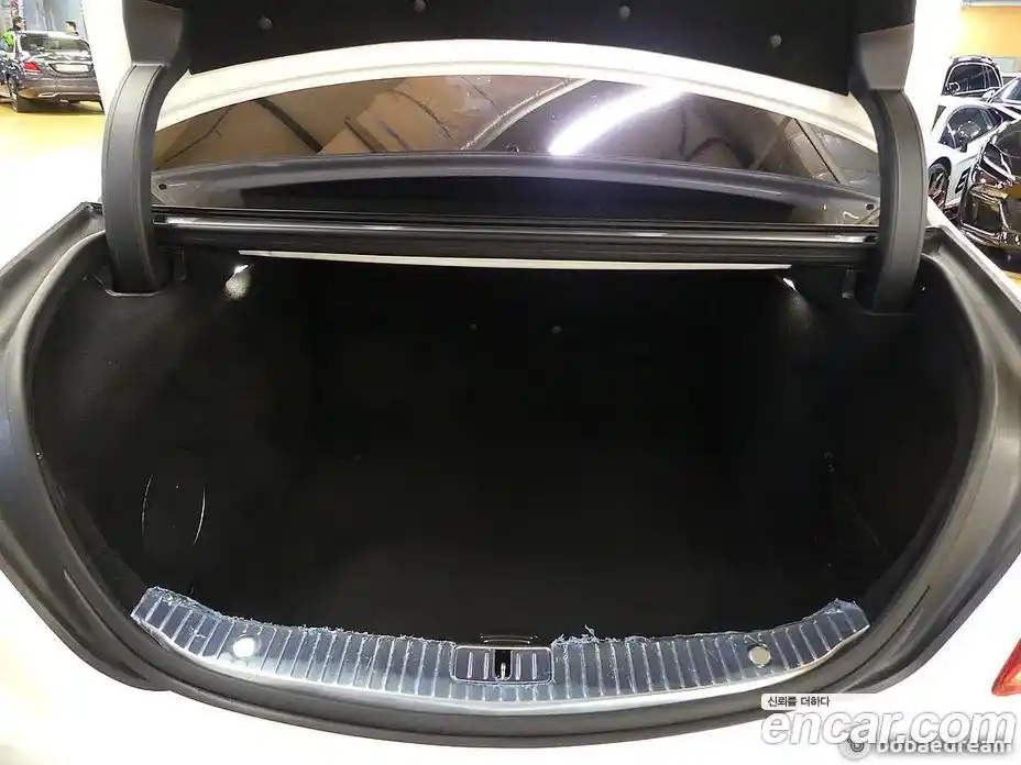 Mercedes-Benz S-Class 2016 5.5 Автомат в Москве № 194118, фото 20