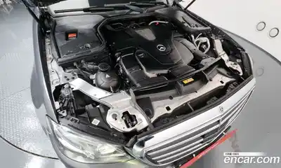 Mercedes-Benz E-Class 2017 3.0 Автомат в Москве № 195113, миниатюра 11