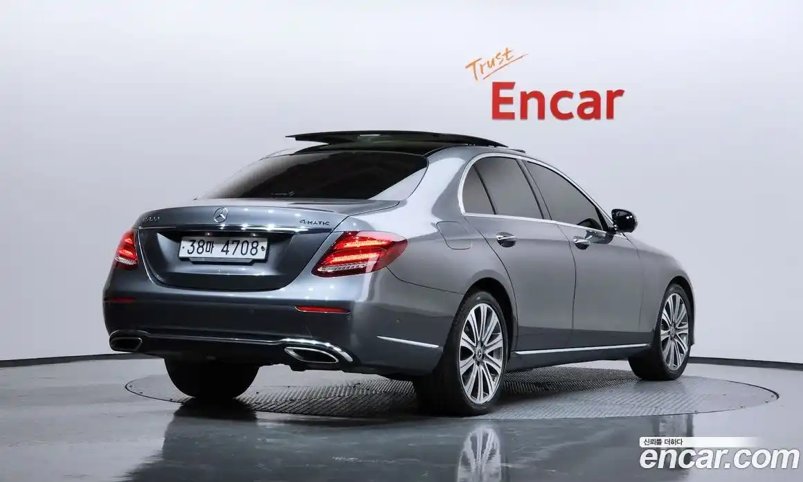 Mercedes-Benz E-Class 2017 3.0 Автомат в Москве № 195113, фото 17