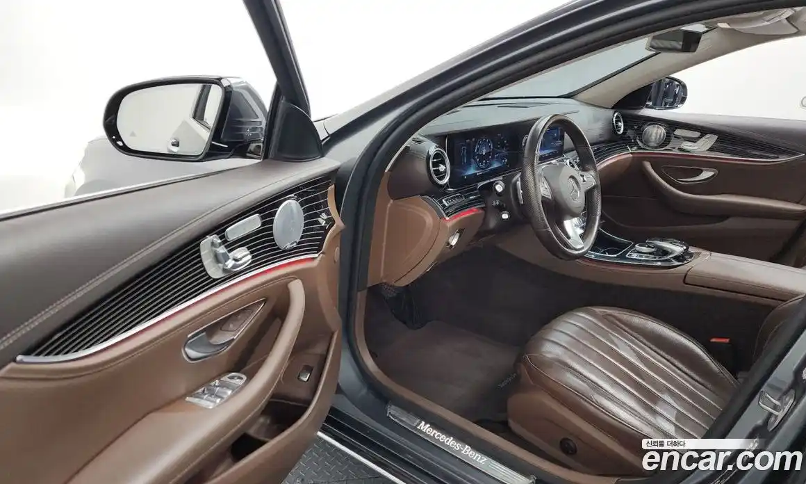 Mercedes-Benz E-Class 2017 3.0 Автомат в Москве № 195113, фото 18