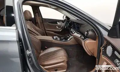 Mercedes-Benz E-Class 2017 3.0 Автомат в Москве № 195113, миниатюра 9