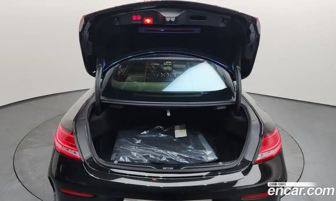 Mercedes-Benz C-Class 2018 4.0 Автомат в Москве № 195134, фото 15