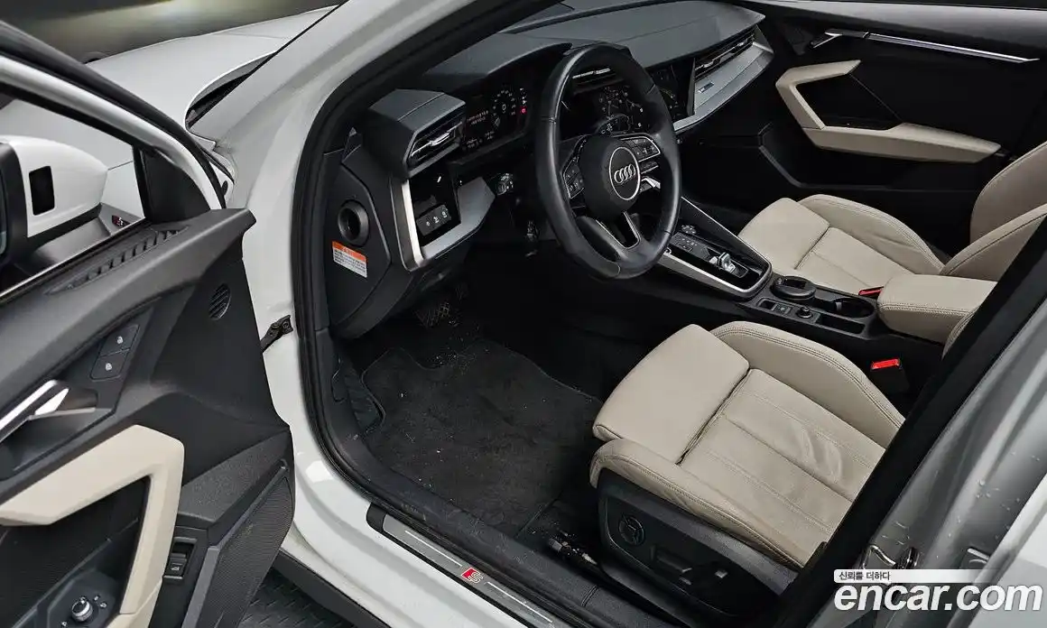 Audi A3 2023 2.0 Автомат в Москве № 196037, фото 19