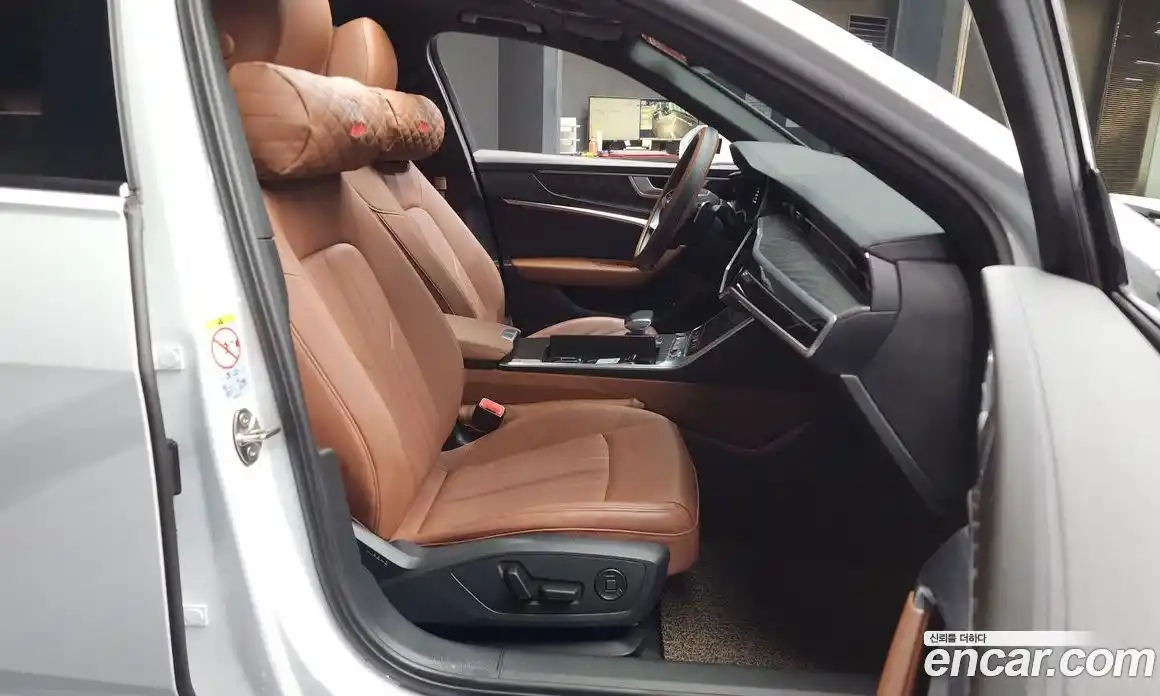 Audi A6 2023 2.0 Автомат в Москве № 196109, фото 6