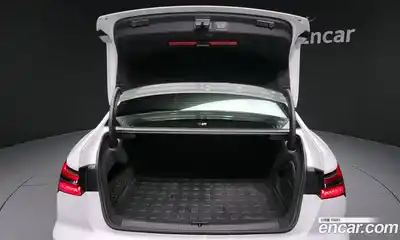 Audi A6 2023 2.0 Автомат в Москве № 196109, миниатюра 10