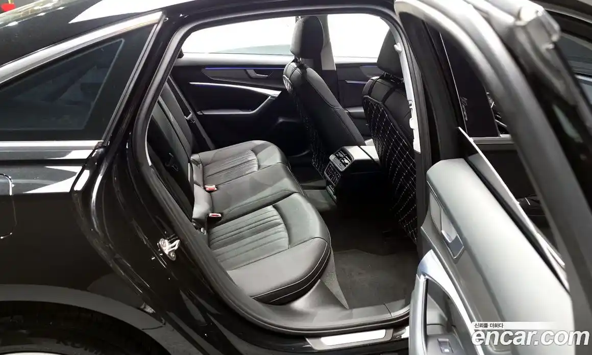 Audi A6 2021 2.0 Автомат в Москве № 196143, фото 17