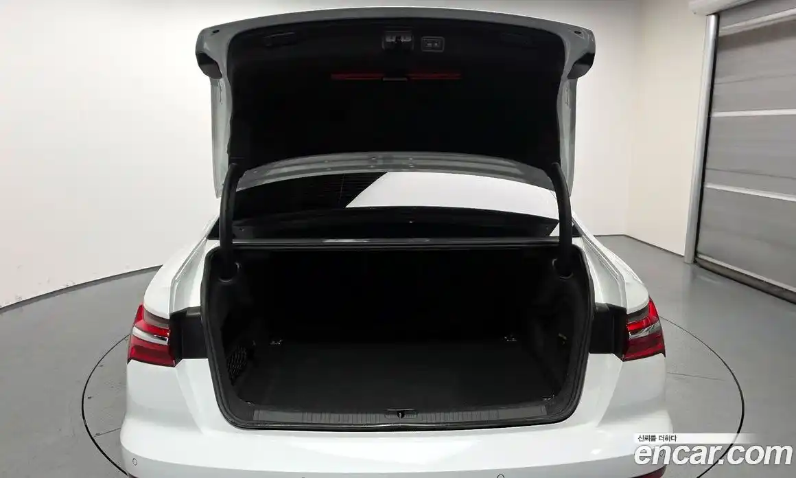 Audi A6 2023 2.0 Автомат в Москве № 196236, фото 20