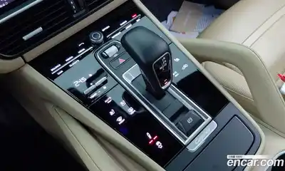 Porsche Cayenne 2020 3.0 Автомат в Москве № 196542, миниатюра 9