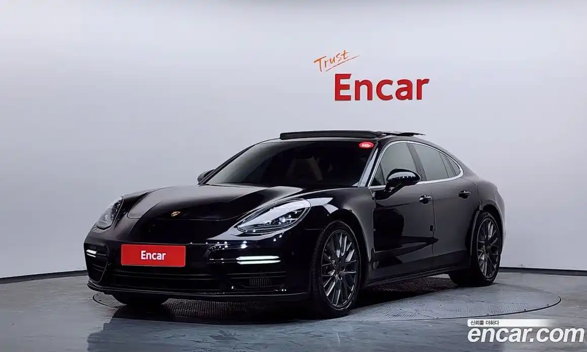 Porsche Panamera 2018 4.0 Автомат в Москве № 197595, фото 1