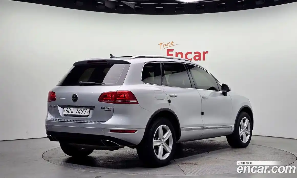 Volkswagen Touareg 2014 3.0 Автомат в Москве № 199253, фото 4