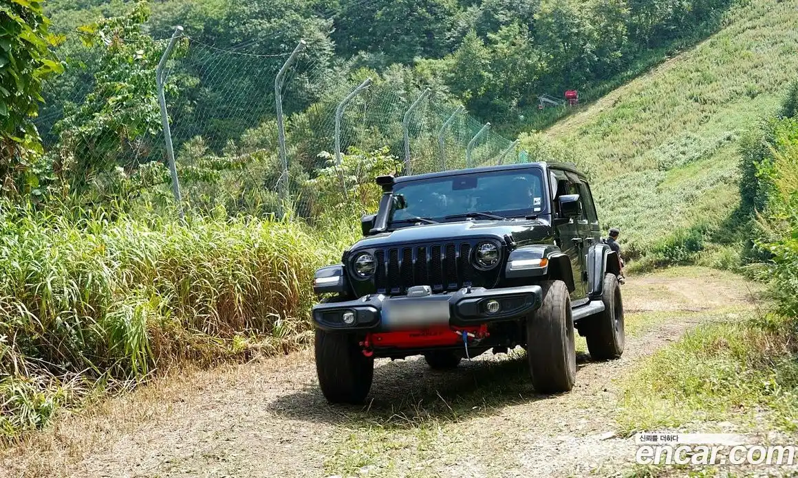 Jeep Wrangler 2022 2.0 Автомат в Москве № 199508, фото 3