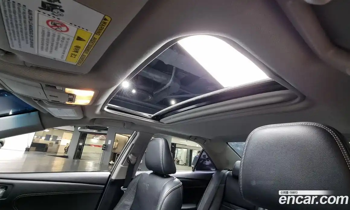 Toyota Camry 2015 2.5 Автомат в Москве № 199609, фото 18