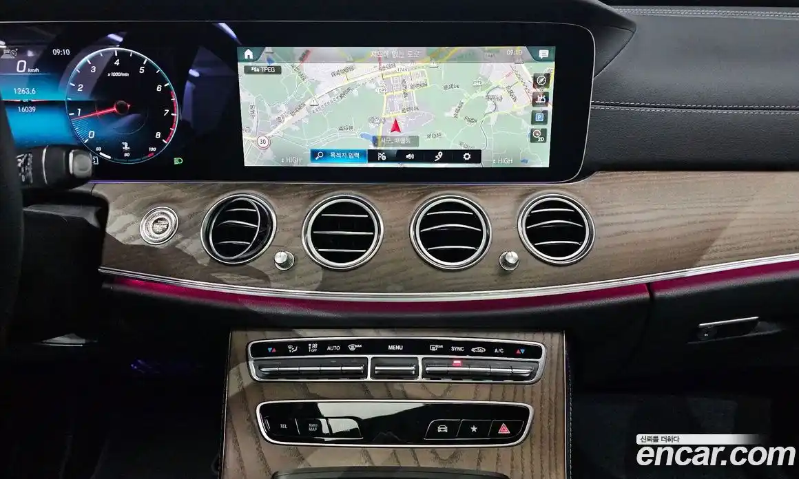 Mercedes-Benz E-Class 2022 2.0 Автомат в Москве № 202925, фото 16