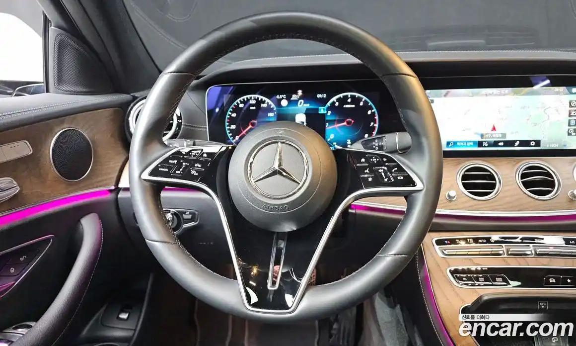 Mercedes-Benz E-Class 2022 2.0 Автомат в Москве № 202925, фото 20