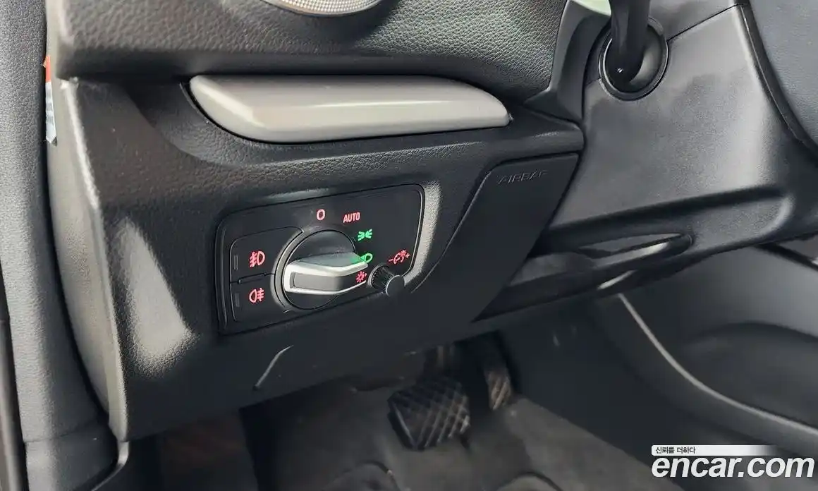 Audi A3 2015 1.6 Автомат в Москве № 212348, фото 14