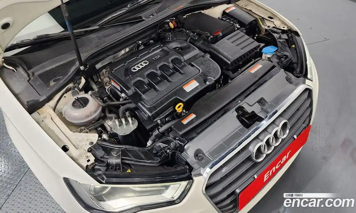 Audi A3 2015 1.6 Автомат в Москве № 212348, фото 6