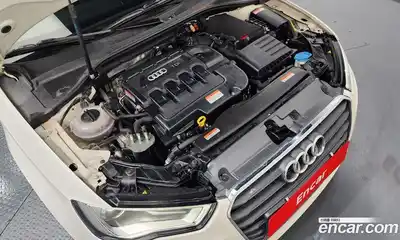 Audi A3 2015 1.6 Автомат в Москве № 212348, миниатюра 6