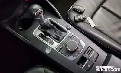 Audi A3 2015 1.6 Автомат в Москве № 212348, миниатюра 9