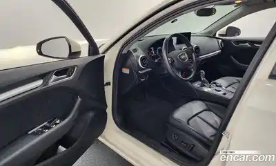 Audi A3 2015 1.6 Автомат в Москве № 212348, миниатюра 10