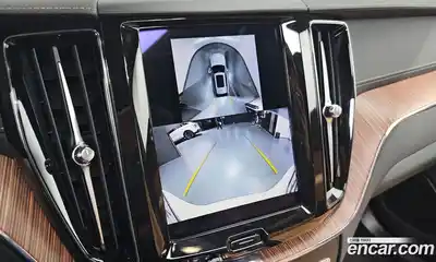 Volvo XC60 2024 2.0 Автомат в Москве № 212828, миниатюра 12