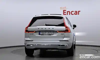 Volvo XC60 2024 2.0 Автомат в Москве № 212828, миниатюра 4