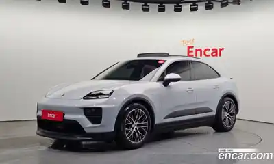 Porsche Macan, 2025