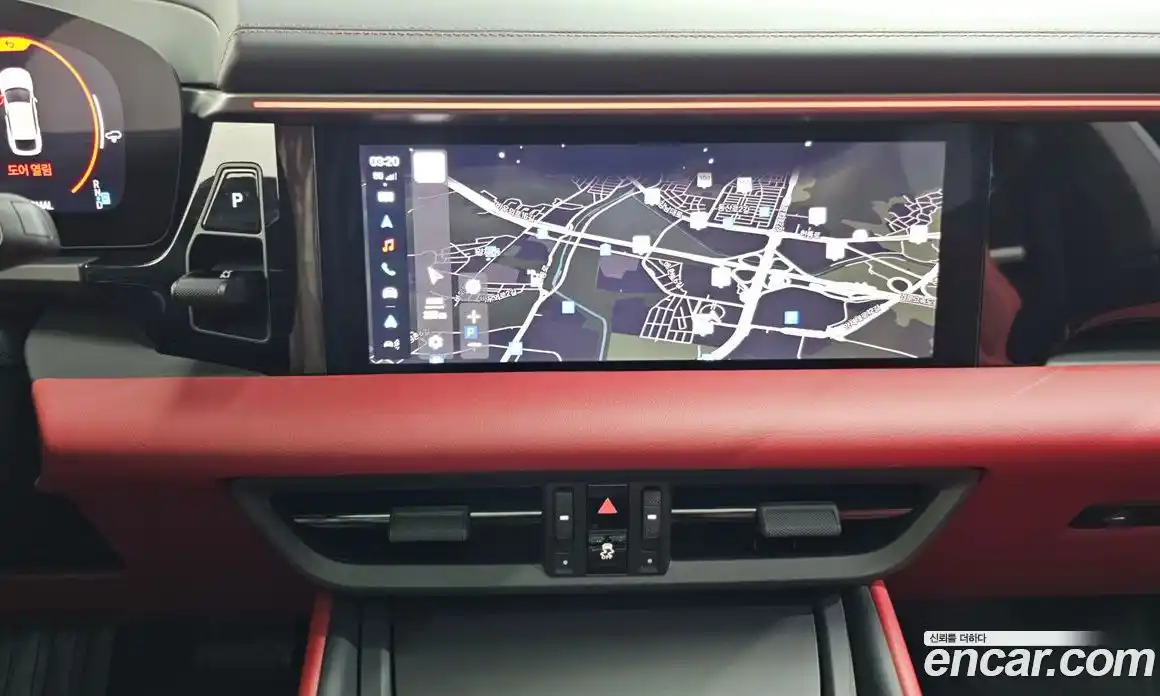 Porsche Macan 2025 0.2 Автомат в Москве № 212923, фото 13