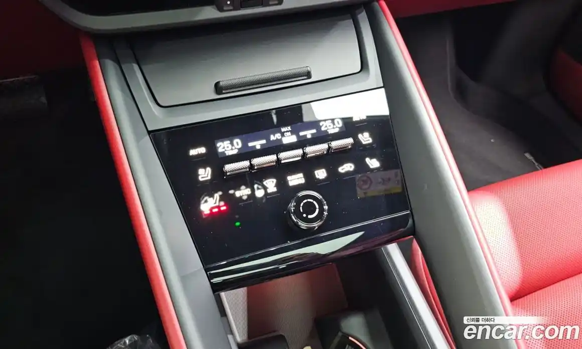 Porsche Macan 2025 0.2 Автомат в Москве № 212923, фото 17