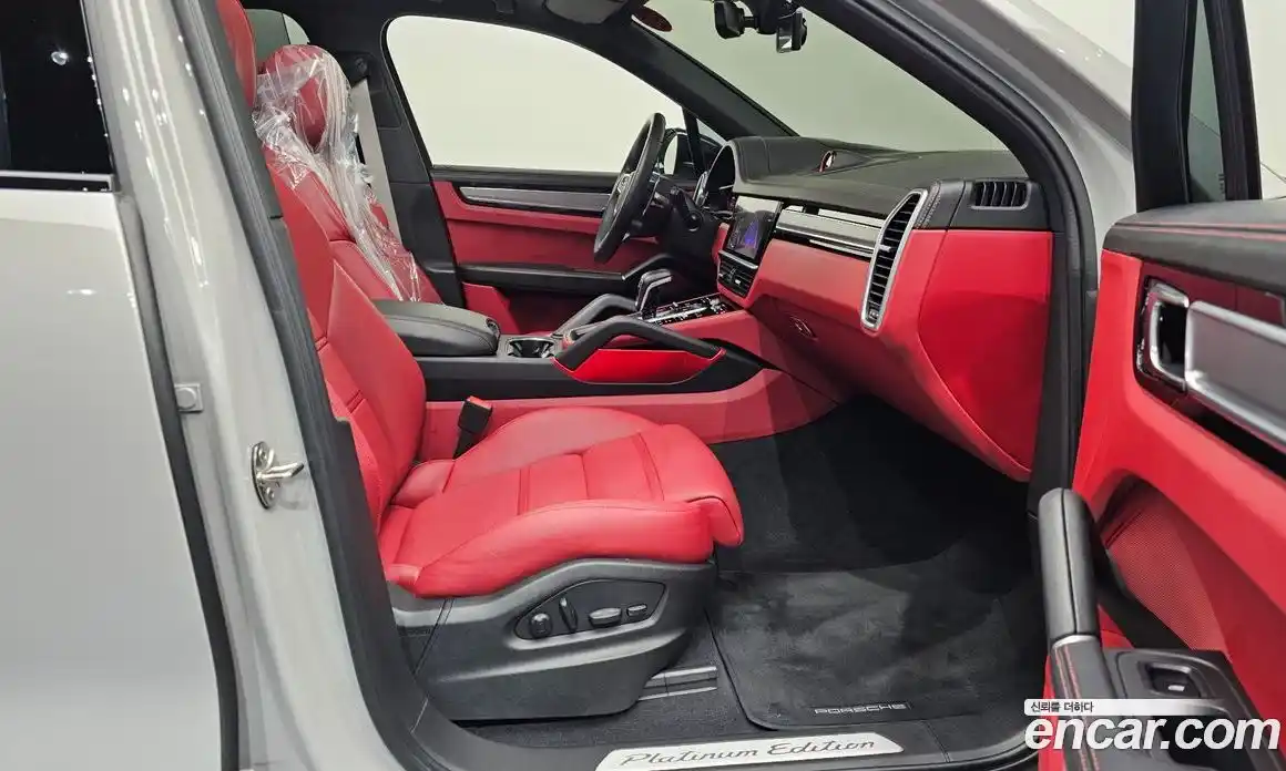 Porsche Cayenne 2023 3.0 Автомат в Москве № 213160, фото 15