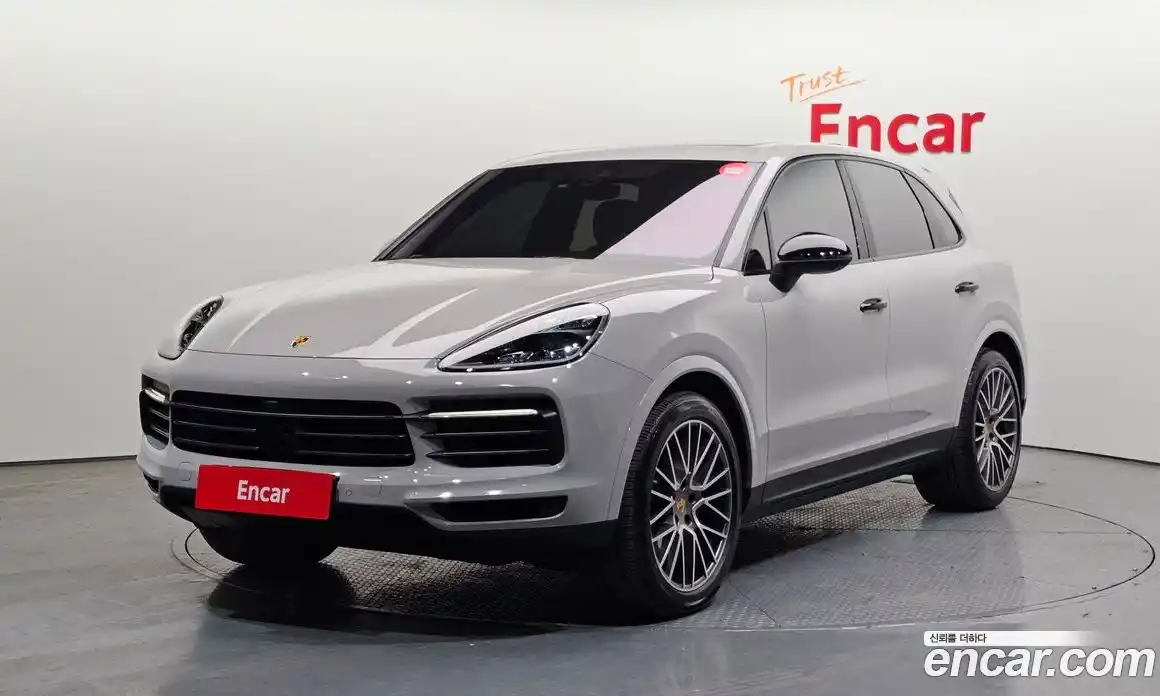 Porsche Cayenne 2023 3.0 Автомат в Москве № 213160, фото 5