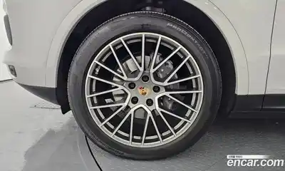 Porsche Cayenne 2023 3.0 Автомат в Москве № 213160, миниатюра 10