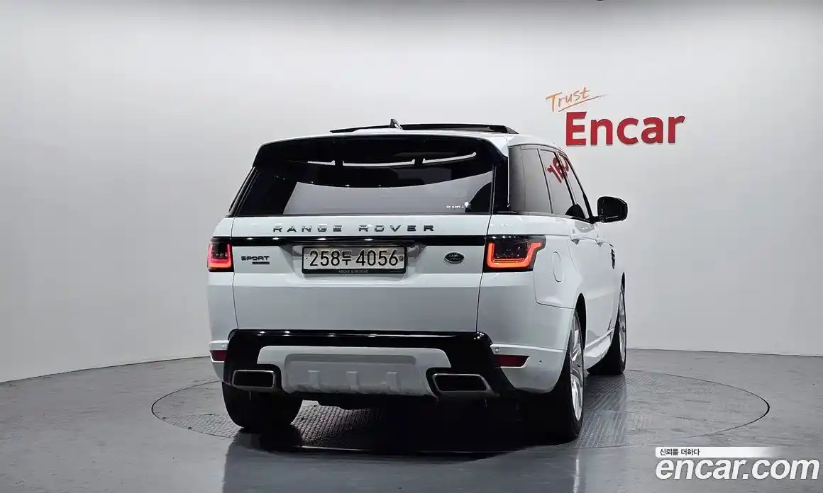 Land Rover Range-Rover Sport 2018 3.0 Автомат в Москве № 213546, фото 13