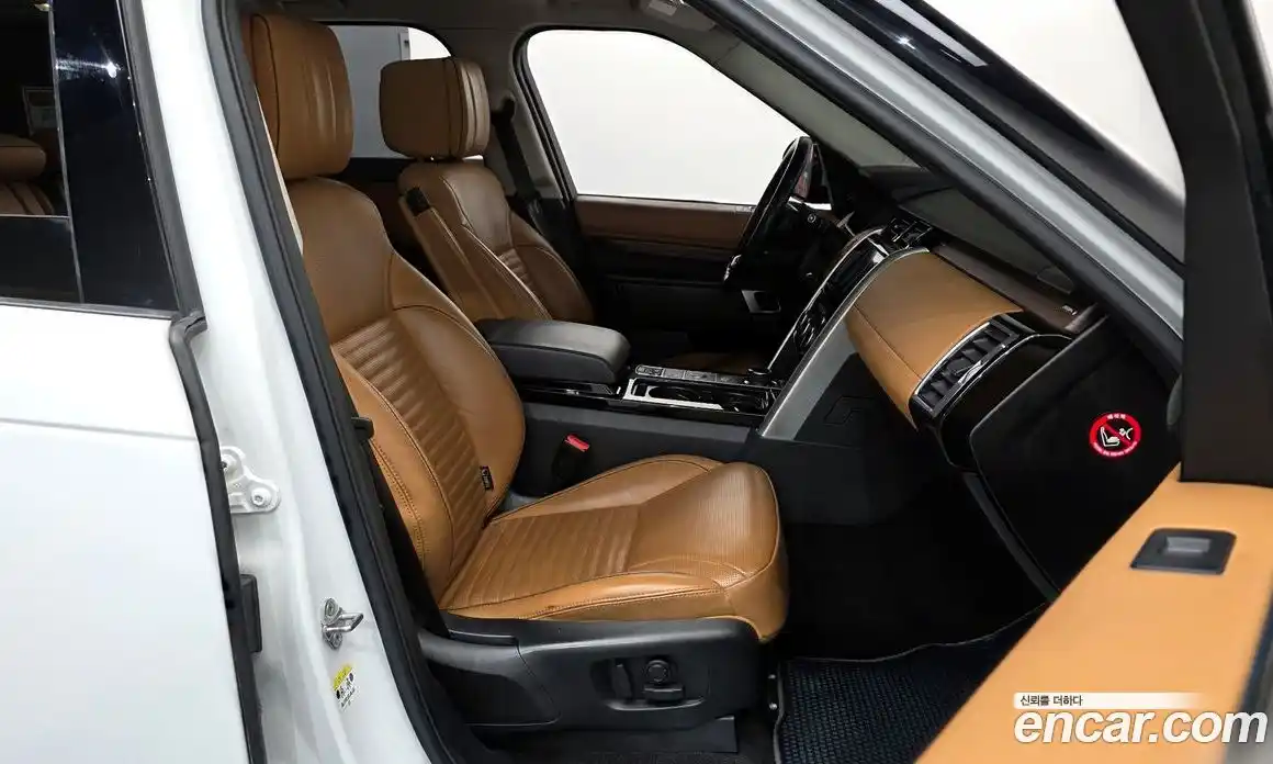 Land Rover Discovery 2018 3.0 Автомат в Москве № 213780, фото 13