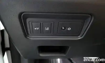 Land Rover Discovery 2018 3.0 Автомат в Москве № 213780, миниатюра 4